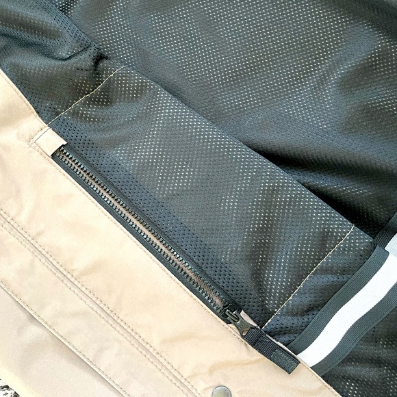 Men’s Hugo Boss Performance Jacket, size L - Picture 6 of 10